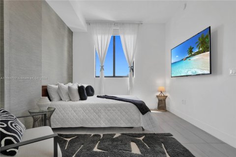 Condominio en venta en Miami Beach, Florida, 2 dormitorios, 110.55 m2 № 1329490 - foto 17