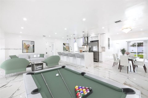 Casa en venta en Biscayne Park, Florida, 6 dormitorios, 236.06 m2 № 1329449 - foto 10