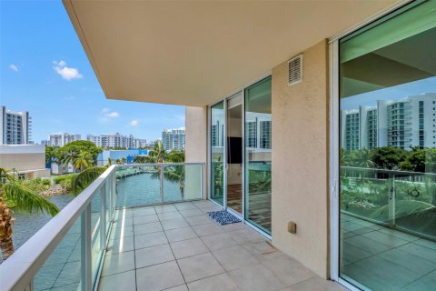 Copropriété à vendre à Aventura, Floride: 2 chambres, 171.5 m2 № 1104774 - photo 13