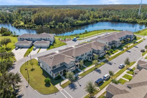 Touwnhouse à vendre à Orlando, Floride: 3 chambres, 150.69 m2 № 1424656 - photo 3