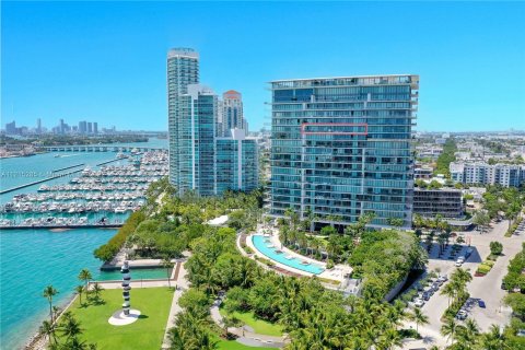 Copropriété à vendre à Miami Beach, Floride: 6 chambres, 576.55 m2 № 13385 - photo 22
