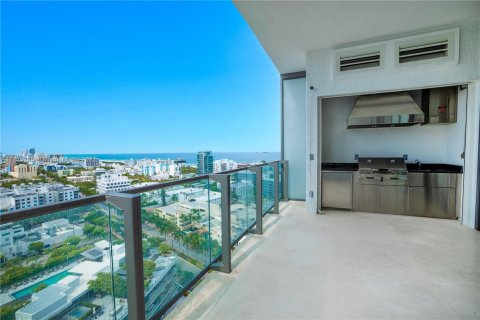 Condominio en venta en Miami Beach, Florida, 6 dormitorios, 576.55 m2 № 13385 - foto 21