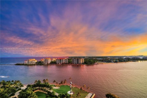 Copropriété à vendre à Miami Beach, Floride: 6 chambres, 576.55 m2 № 13385 - photo 3