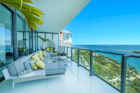 Copropriété à vendre à Miami Beach, Floride: 6 chambres, 576.55 m2 № 13385 - photo 14
