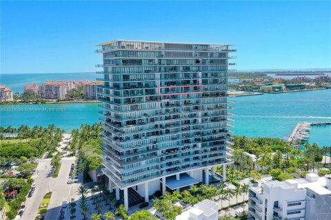 Condominio en venta en Miami Beach, Florida, 6 dormitorios, 576.55 m2 № 13385 - foto 10