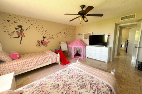 Adosado en venta en Lake Worth, Florida, 3 dormitorios, 139.54 m2 № 1101222 - foto 10