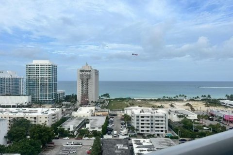 Condominio en alquiler en Miami Beach, Florida, 1 dormitorio, 84.54 m2 № 1369221 - foto 11