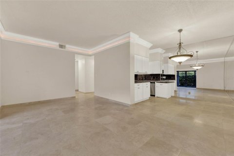 Condominio en venta en Winter Park, Florida, 2 dormitorios, 96.62 m2 № 1399205 - foto 5