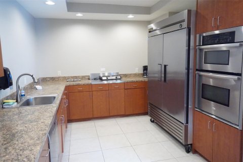 Condo in Fort Lauderdale, Florida, 2 bedrooms  № 945458 - photo 25