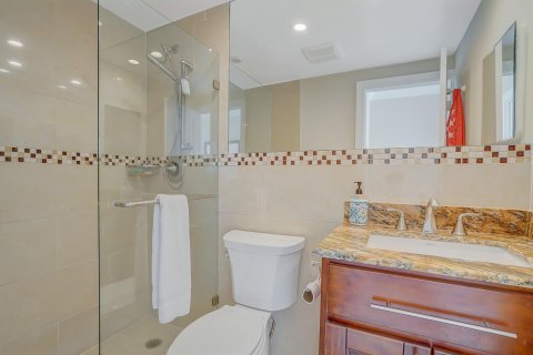 Condo in Fort Lauderdale, Florida, 2 bedrooms  № 945458 - photo 8