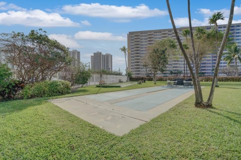 Condo in Fort Lauderdale, Florida, 2 bedrooms  № 945458 - photo 2