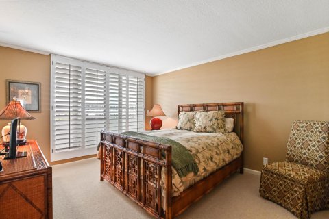 Condo in South Palm Beach, Florida, 3 bedrooms  № 945539 - photo 7