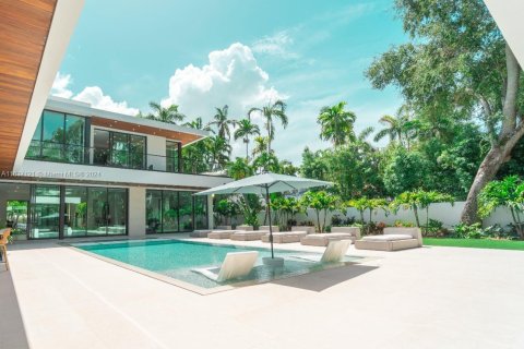 Casa en venta en Miami, Florida, 6 dormitorios № 1311191 - foto 29