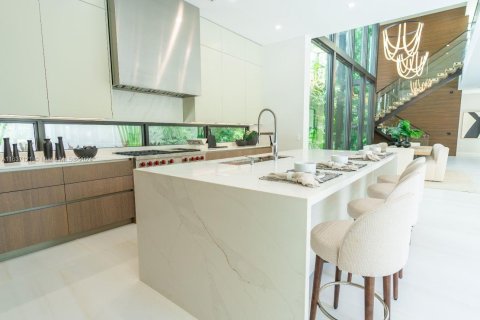 Casa en venta en Miami, Florida, 6 dormitorios № 1311191 - foto 12