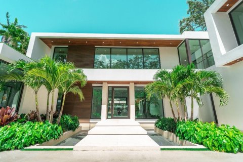 Villa ou maison à vendre à Miami, Floride: 6 chambres № 1311191 - photo 3