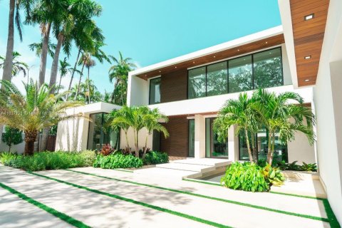 Casa en venta en Miami, Florida, 6 dormitorios № 1311191 - foto 4