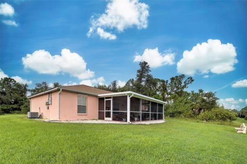 House in North Port, Florida 3 bedrooms, 111.48 sq.m. № 1368017 - photo 6