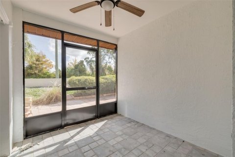 Condo in Port Richey, Florida, 2 bedrooms  № 1409716 - photo 20