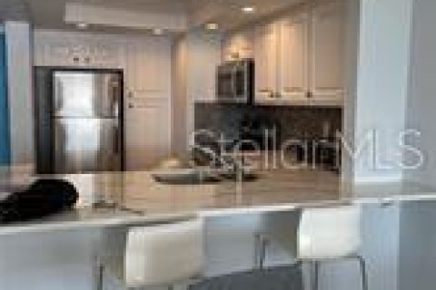 Condominio en alquiler en Saint Petersburg, Florida, 1 dormitorio, 72.46 m2 № 847125 - foto 8