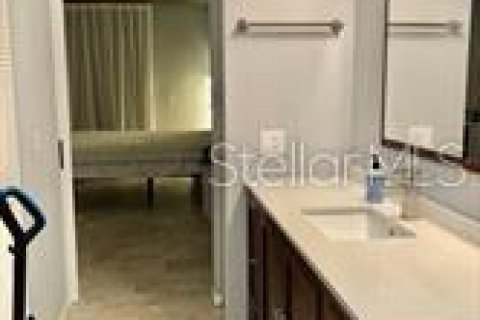 Condominio en alquiler en Saint Petersburg, Florida, 1 dormitorio, 72.46 m2 № 847125 - foto 14