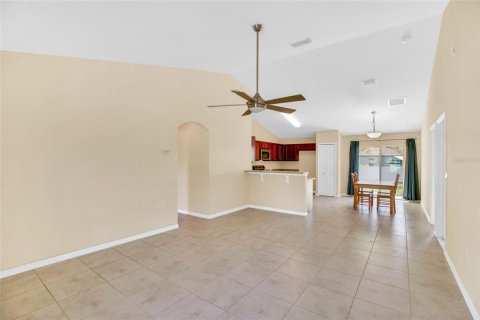 House in Vero Beach, Florida 3 bedrooms, 125.23 sq.m. № 1382516 - photo 7