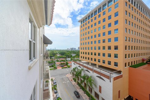 Copropriété à vendre à Coral Gables, Floride: 2 chambres, 103.49 m2 № 1271528 - photo 15