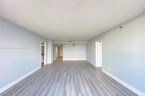 Condominio en venta en Aventura, Florida, 2 dormitorios, 95.97 m2 № 1016911 - foto 14