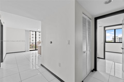 Condominio en venta en Doral, Florida, 2 dormitorios, 99.13 m2 № 1100958 - foto 11
