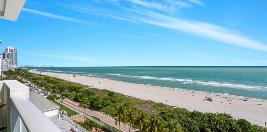 Condominio en Miami Beach, Florida, 1 dormitorio  № 1384212