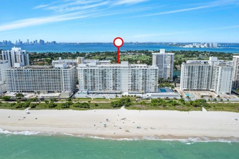 Condominio en venta en Miami Beach, Florida, 1 dormitorio, 86.4 m2 № 1384212 - foto 25