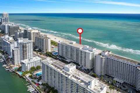 Condominio en venta en Miami Beach, Florida, 1 dormitorio, 86.4 m2 № 1384212 - foto 17