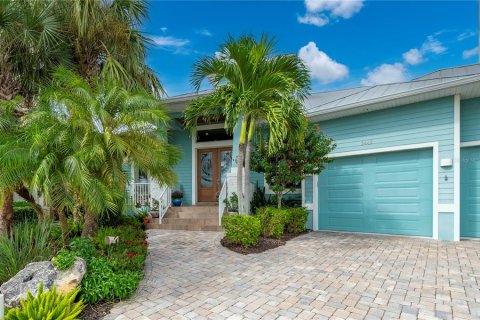Casa en venta en Punta Gorda, Florida, 3 dormitorios, 237.18 m2 № 792780 - foto 6
