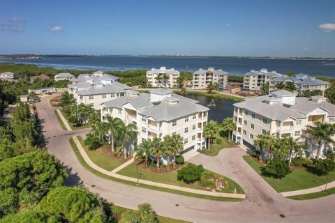 Condominio en venta en Bradenton, Florida, 3 dormitorios, 172.24 m2 № 1390118 - foto 27