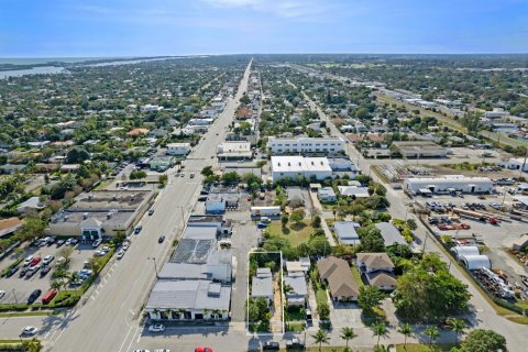 House in West Palm Beach, Florida 1 bedroom, 108.7 sq.m. № 940972 - photo 1