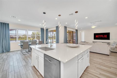 Villa ou maison à vendre à Kissimmee, Floride: 6 chambres, 315.4 m2 № 1317923 - photo 17