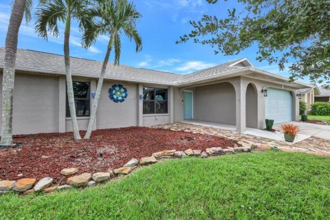 Villa ou maison à vendre à Cape Coral, Floride: 3 chambres, 167.5 m2 № 1317924 - photo 6