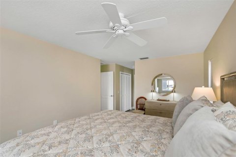 Casa en venta en New Port Richey, Florida, 3 dormitorios, 177.63 m2 № 1317326 - foto 28