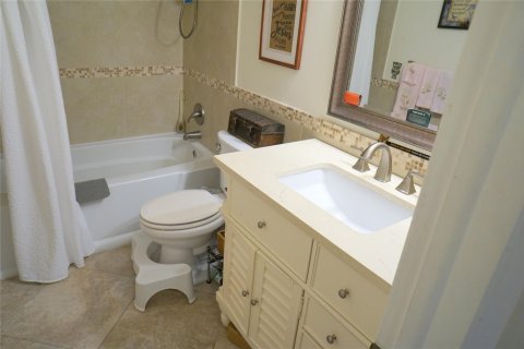 Condo in West Palm Beach, Florida, 2 bedrooms  № 970363 - photo 4