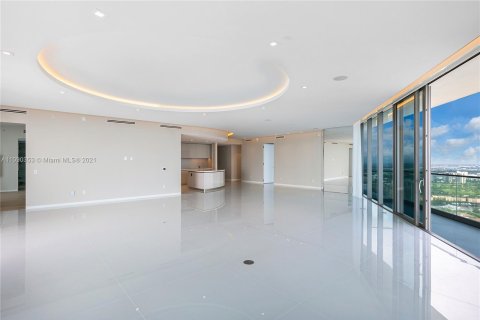 Copropriété à louer à Sunny Isles Beach, Floride: 4 chambres, 376.25 m2 № 1351 - photo 14