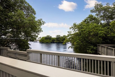 Adosado en venta en North Miami, Florida, 2 dormitorios, 119.1 m2 № 1365718 - foto 10