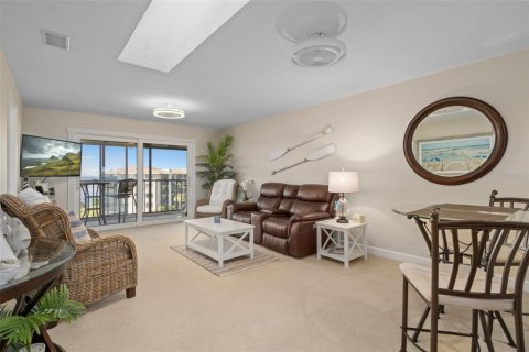 Condominio en venta en Port Richey, Florida, 2 dormitorios, 95.22 m2 № 987842 - foto 13