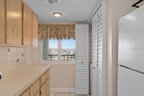Condominio en venta en Port Richey, Florida, 2 dormitorios, 95.22 m2 № 987842 - foto 7