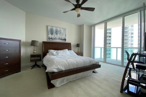 Condominio en venta en Daytona Beach, Florida, 2 dormitorios, 142.79 m2 № 1393430 - foto 15