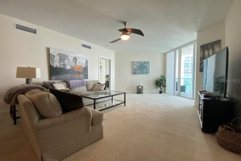 Condominio en venta en Daytona Beach, Florida, 2 dormitorios, 142.79 m2 № 1393430 - foto 5