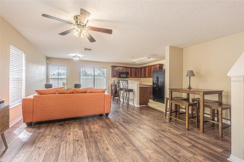 Condo in Riverview, Florida, 4 bedrooms  № 1393426 - photo 7