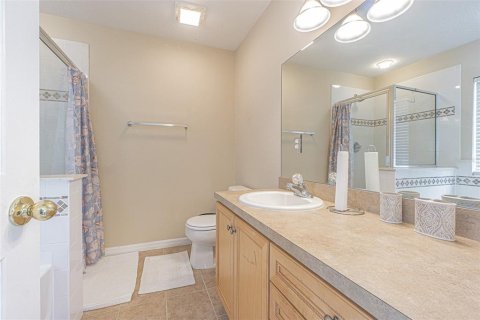 Condo in Riverview, Florida, 4 bedrooms  № 1393426 - photo 13