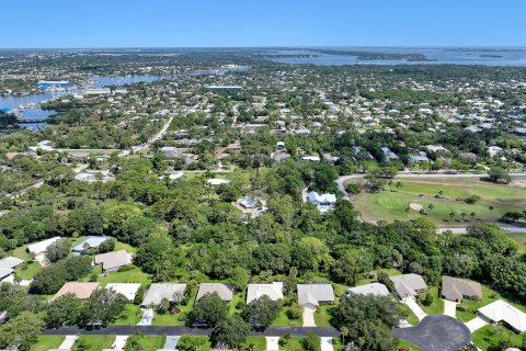 House in Stuart, Florida 3 bedrooms, 169.08 sq.m. № 1189738 - photo 13