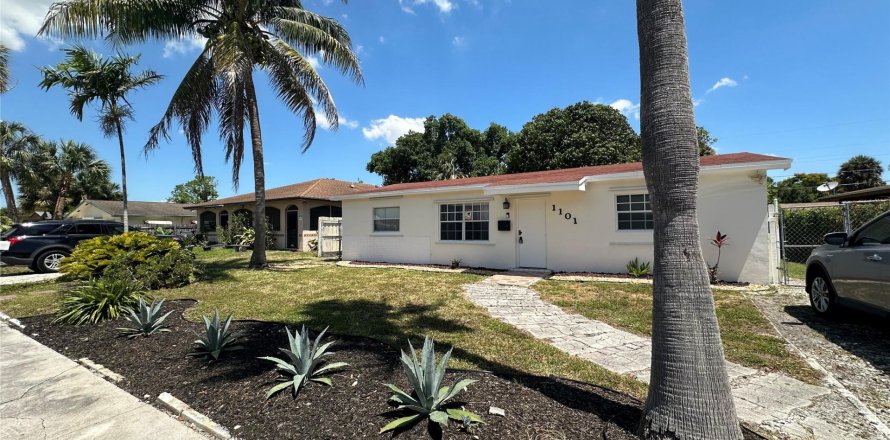 House in Fort Lauderdale, Florida 3 bedrooms, 99.87 sq.m. № 1189781