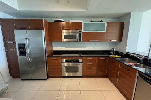 Condominio en venta en Aventura, Florida, 2 dormitorios, 169.45 m2 № 1207034 - foto 2