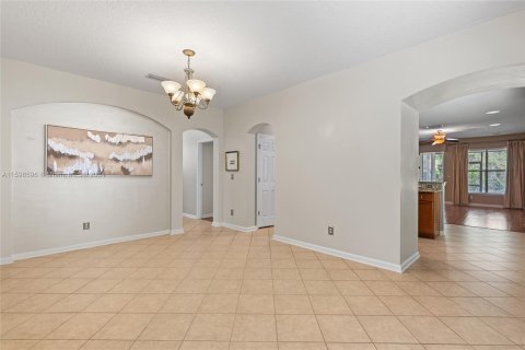 House in Saint Augustine, Florida 3 bedrooms № 1207164 - photo 2